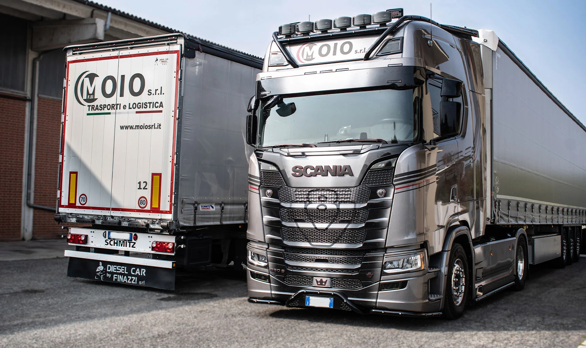 camion moio